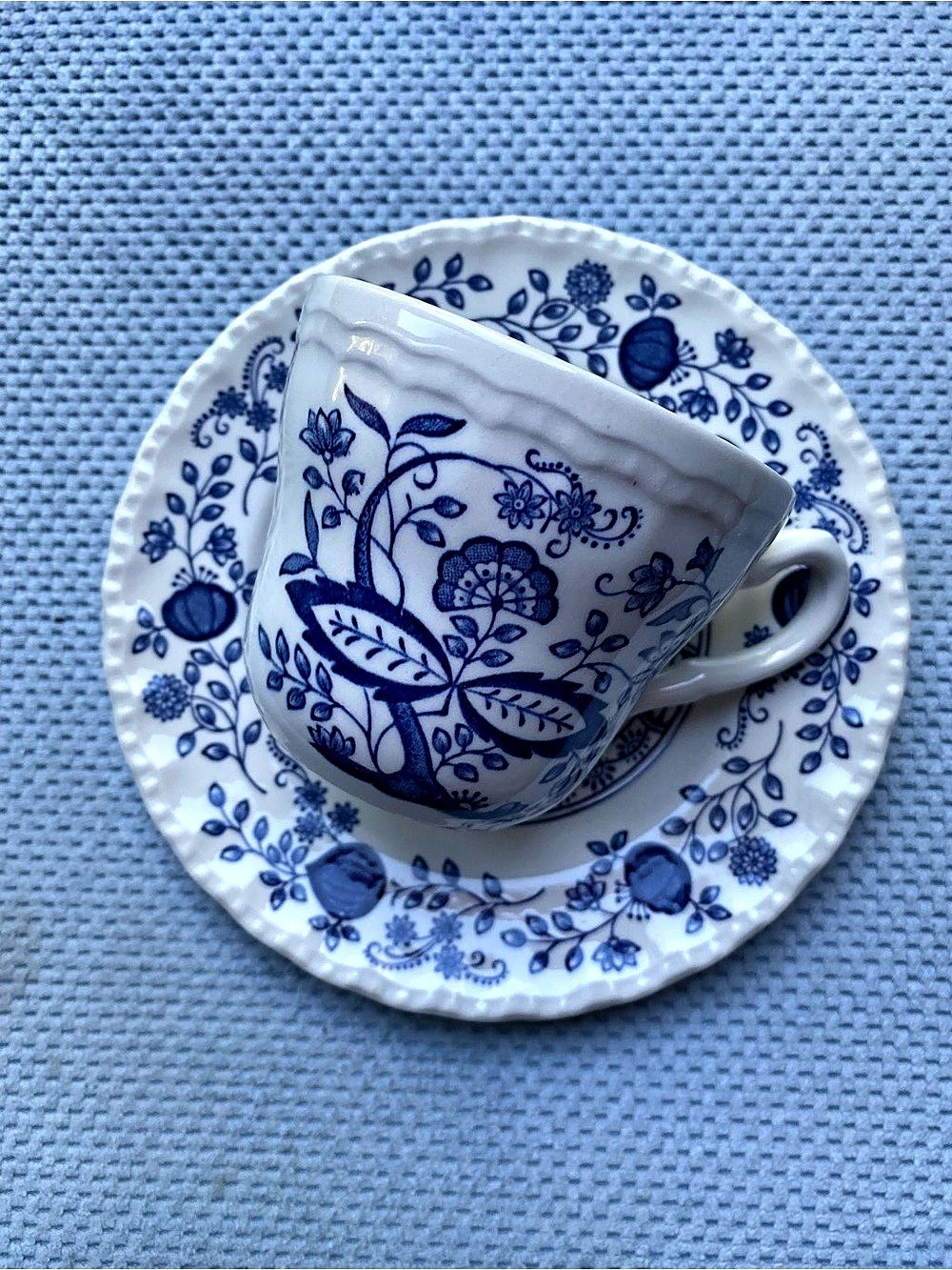 Vintage Wedgwood Blue Heritage  Teacup & Saucer
Like New